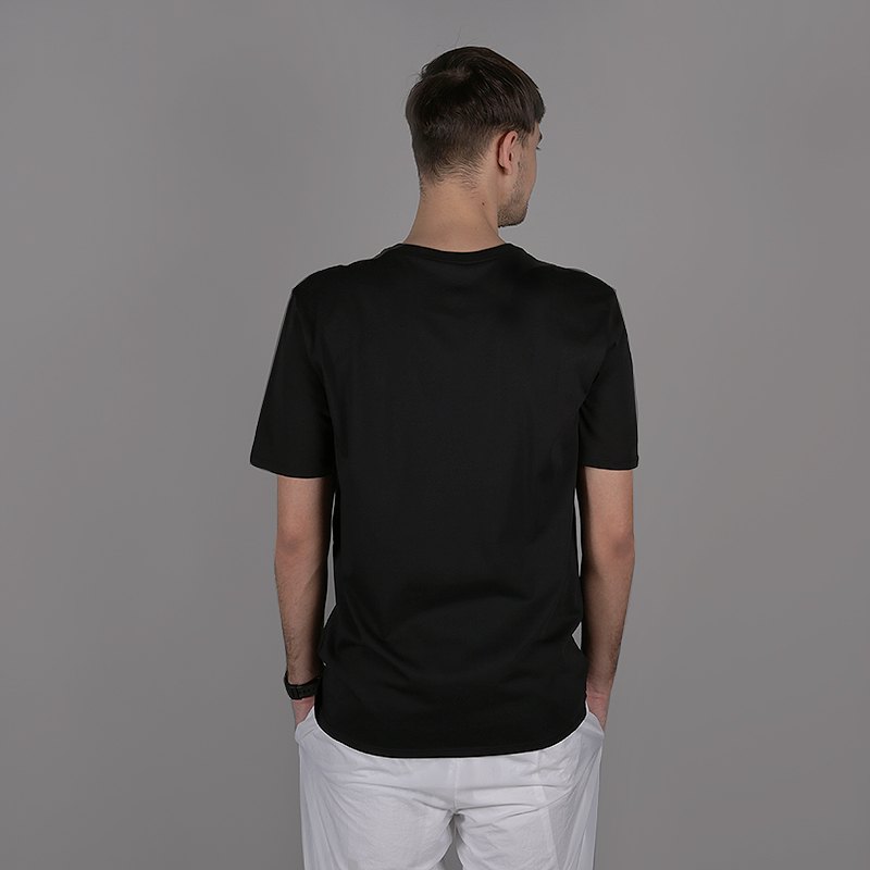 мужская черная футболка Jordan Iconic 23/7 AR7425-010 - цена, описание, фото 3